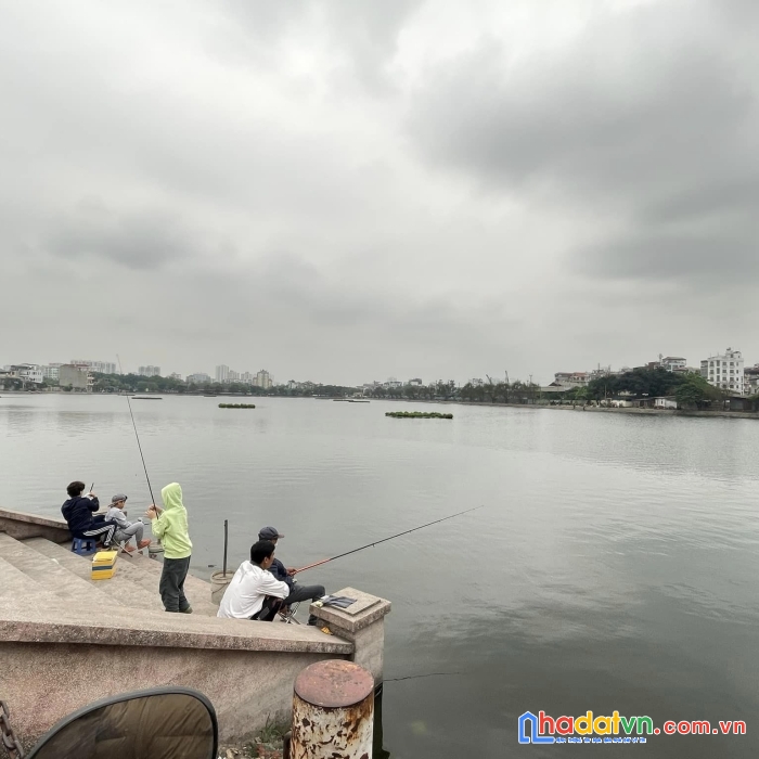 Bán nhà mặt ngõ 211 khương trung, ô tô để trong nhà