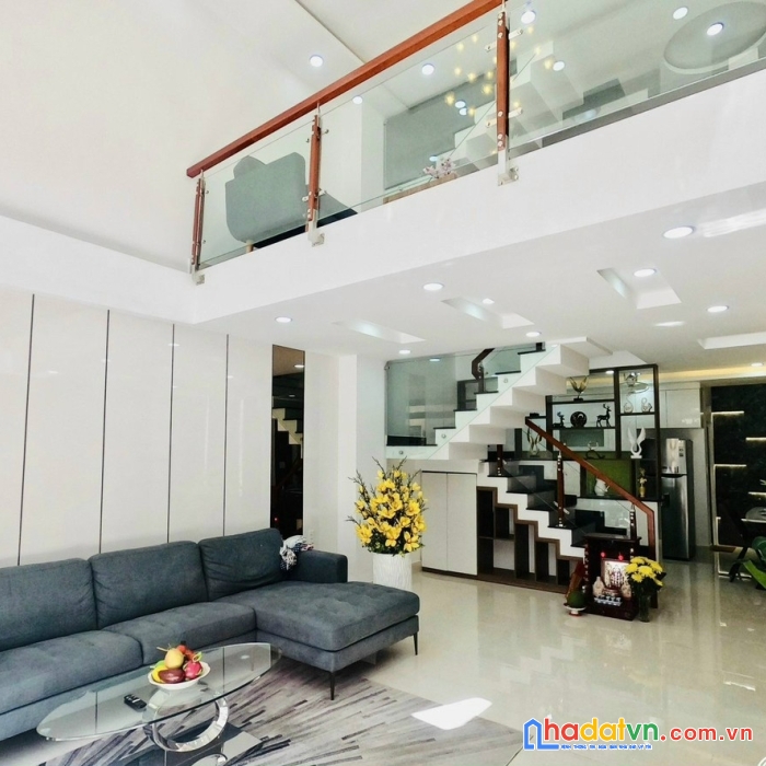 Bán nhà 5 tầng thạnh xuân quận 12,shr, công chứng ngay