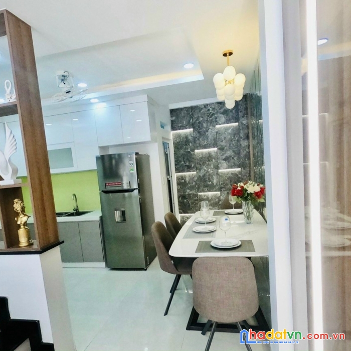 Bán nhà 5 tầng thạnh xuân quận 12,shr, công chứng ngay