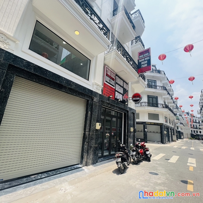 Kẹt tiền cần bán lỗ căn nhà mới hoàn toàn ở cao đẳng điện lực, giá quá rẻ
