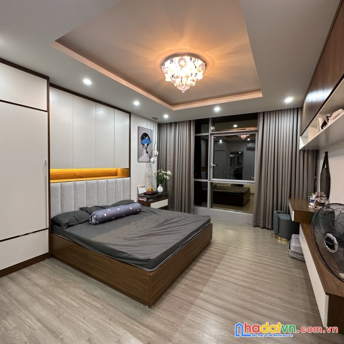 Bán chung cư eurowindow 27 trần duy hưng, nội thất cao cấp