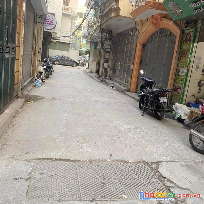 Siêu hiếm !! bán nhà cát linh đống đa 37m2, 5 tầng, ngõ thông thoáng dân tự xây chỉ 4.4 tỷ ở ngay