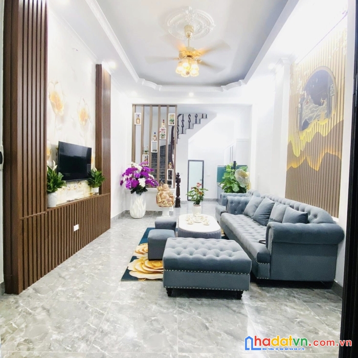 Chỉ 30m ra mặt phố - rẻ nhất hai bà trưng - dt: 35/40m2 - mt: 3.7m - 3 phòng ngủ - nhà đẹp khách