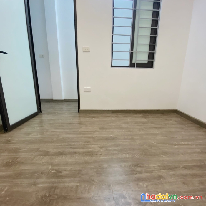 Chỉ 30m ra mặt phố - rẻ nhất hai bà trưng - dt: 35/40m2 - mt: 3.7m - 3 phòng ngủ - nhà đẹp khách