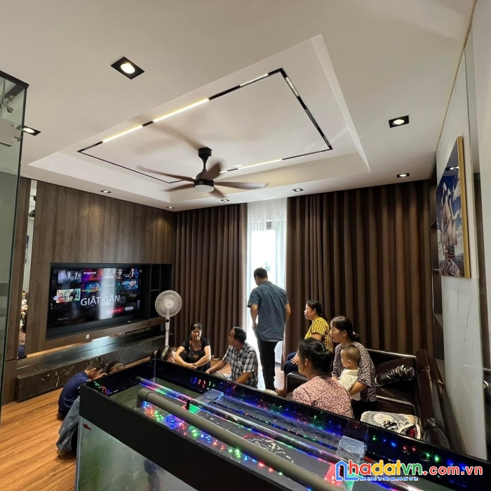 Cho thuê căn 4 tầng 75m2 tại khu centa diamond, vsip, tp từ sơn, bn