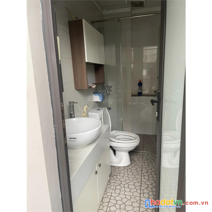 Bán nhà phố lê văn lương, ô tô tránh, vỉa hè, 8 tầng thang máy, dt 42m2, 18 tỷ.