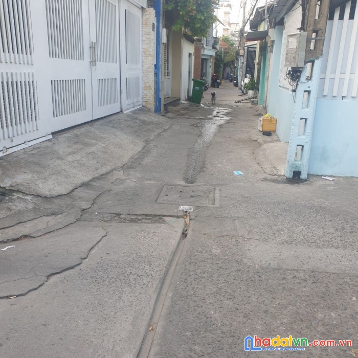 Bán nhà tân phú gần siêu thị nhật lô góc 2 tầng 56m2 nhỉnh 4 tỷ tl