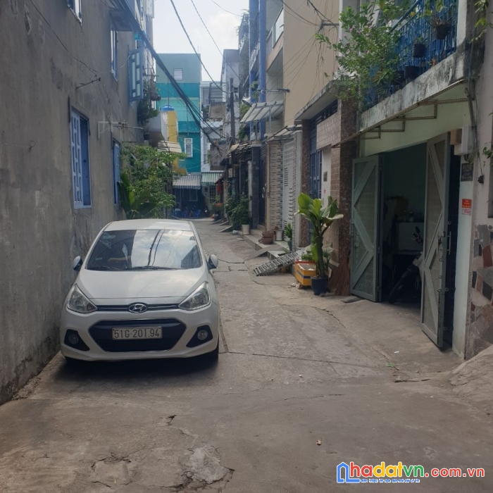 Bán nhà tân phú gần siêu thị nhật lô góc 2 tầng 56m2 nhỉnh 4 tỷ tl