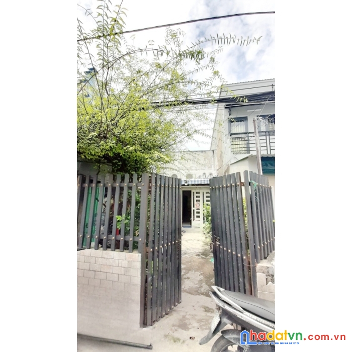 Nhà bán hxh đường bình đông p14.q8. trệt,lửng giá 4,7 tỷ tl