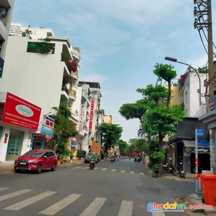 Bán nhà mặt tiền huỳnh thiện lộc, gần lũy bán bích phường hòa thạnh, quận tân phú