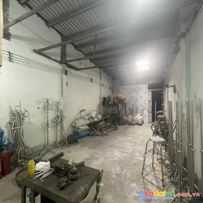 Chính chủ bán nhà c4 đường nguyễn sơn, hẻm ô tô, 75m2 chỉ 5.86 tỷ, gần mặt tiền