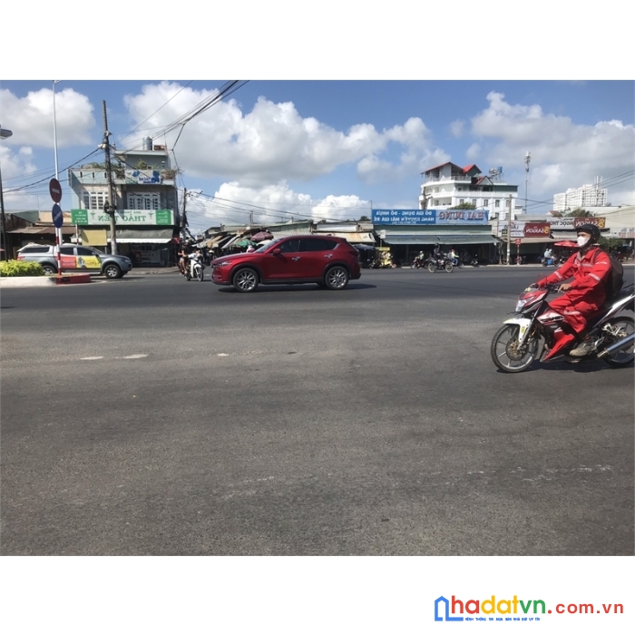 Cho thuê mặt bằng 120m2 góc ngã 4 chợ lưu chí hiếu phường 10, tp.vũng tàu
