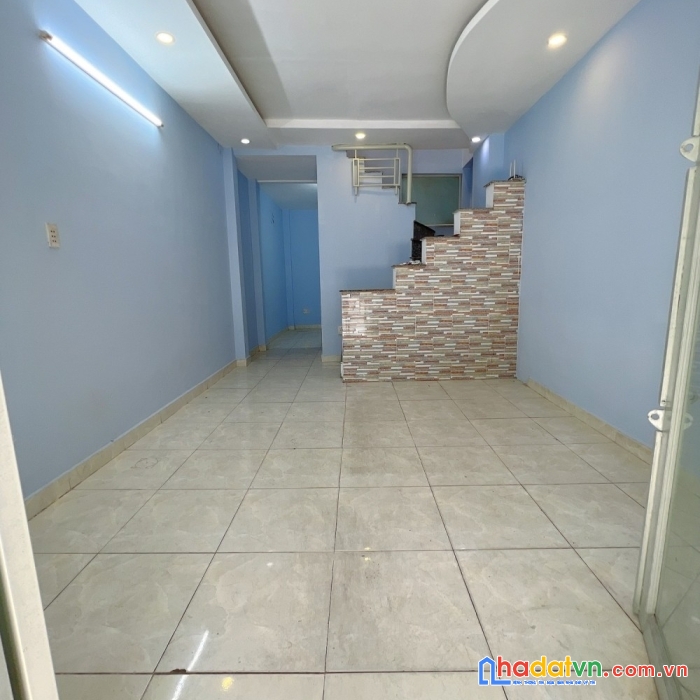Tổng giảm hơn 1 tỷ, gấp bán nhà hxh đinh tiên hoàng, 45m2, chỉ 4.3 tỷ.