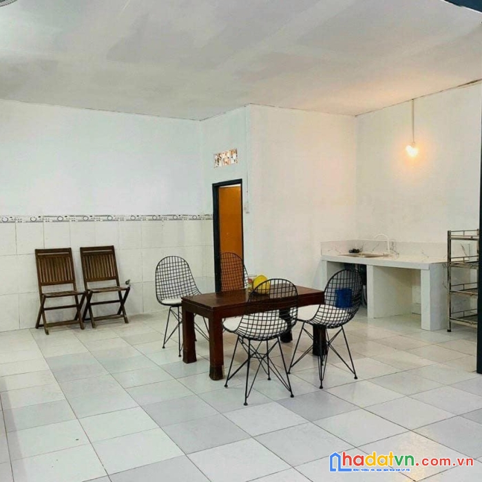 Lê vưn quới,bình tân, 64m2, . ngang 5,3m. hẻm nhựa xe hơi, chỉ nhỉnh 3 tỷ