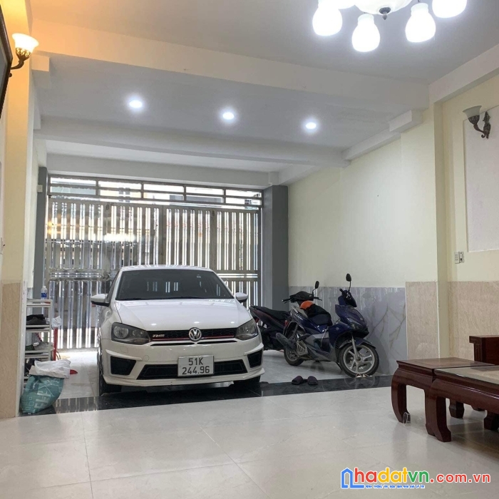 Bán gấp nhà hẻm xe tải, xe hơi ngủ nhà huỳnh văn bánh, 4 tầng, 4.8*18m, 91m2, 16.8 tỷ
