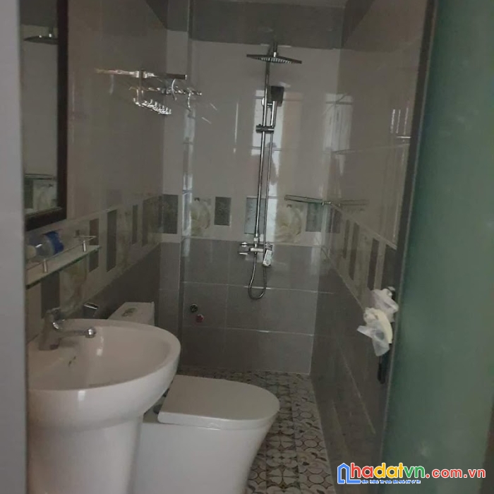 Bán nhà hẻm xe hơi nguyễn xí, 57m2 (4m x 14m), 5 tầng 6pn, khu phân lô vip