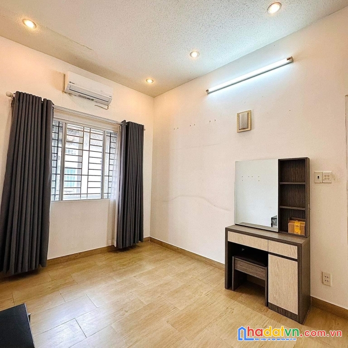 Bán nhà hẻm xe tải nơ trang long q. bình thạnh, 77m2, 3 tầng 4pn, xe hơi vào nhà