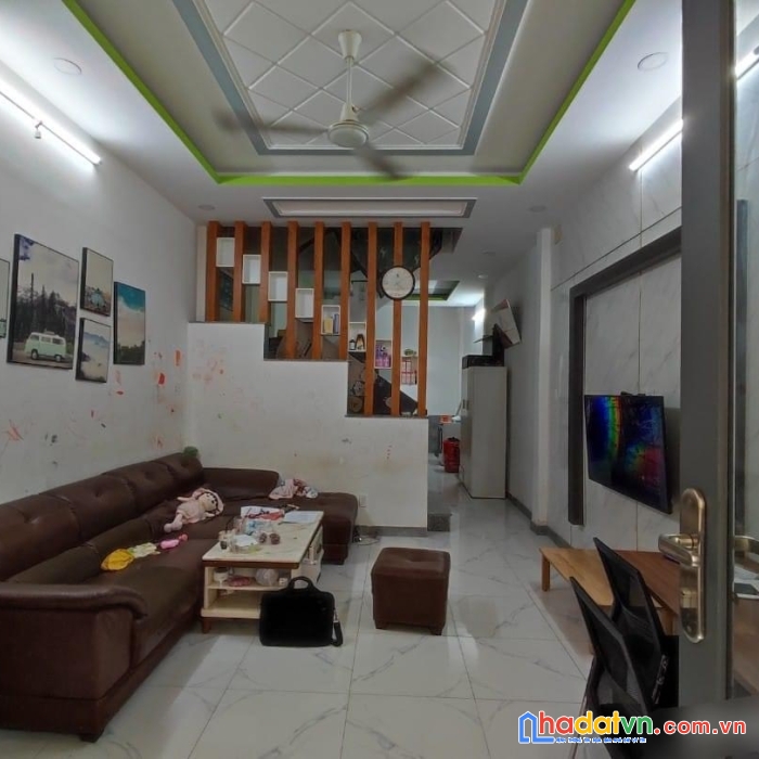 Chính chủ bán nhà 2 tầng đường tân kỳ tân quý, hẻm 4m thông, 63m2 chỉ 5 tỷ