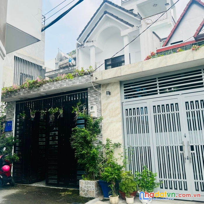 Chủ xoắn bán thạnh lộc 49 quận 12 100m2 hxh chỉ 4 tỷ 7...