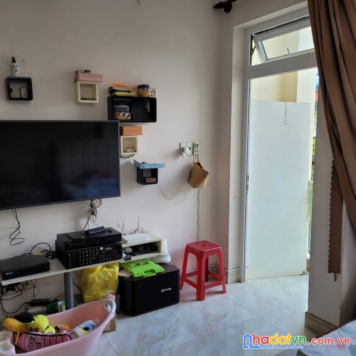 Hẻm 5m. trần văn quang. quận tân bình. giảm 1.3 ty 63m2 nhà 3 tầng. xe hơi thông khắp trốn. chỉ 6