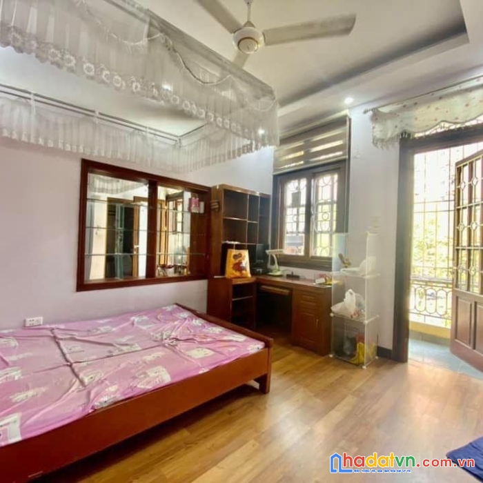Bán nhà phạm ngọc thạch, phân lô, ô tô, 45m2 5 tầng, giá 7.5 tỷ