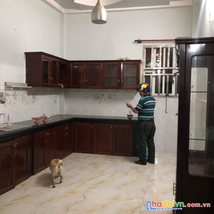 Bán nhà quận 8 siêu đẹp ,hẻm xe hơi . 1 trệt 2lầu, 4pn chỉ 4,5 tỷ