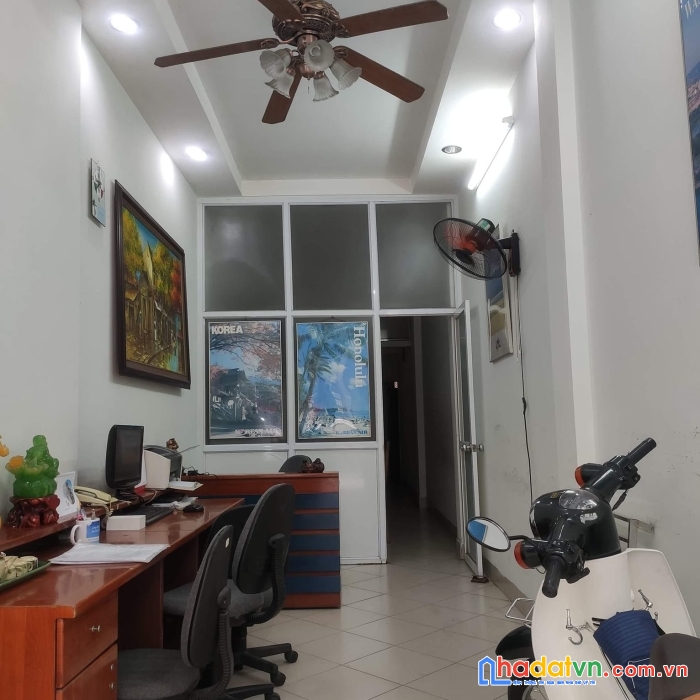 Bán nhà phố cát linh, thông hào nam, ô tô tránh, kinh doanh, 40m, 5 tầng, 8 tỷ.