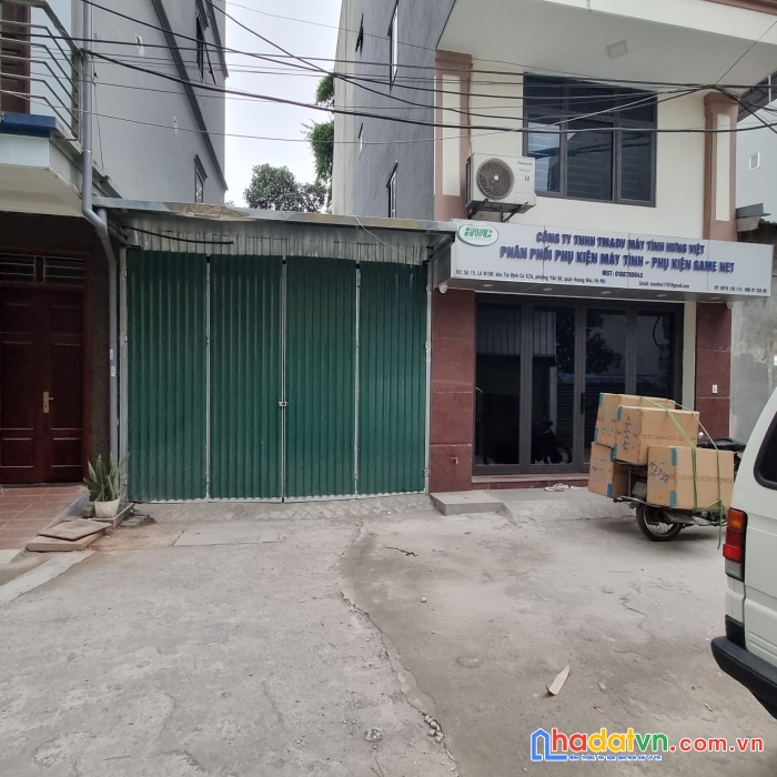 Tứ hiệp, thanh trì, bán gấp lô đất 43m2 , phân lô víp, ô tô 7 chỗ đỗ cửa vào nhà.