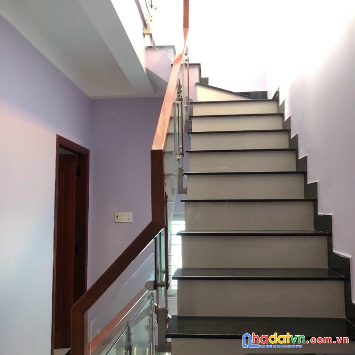 Nhà 4 tầng gần sát kđt vĩnh điềm trung, nha trang