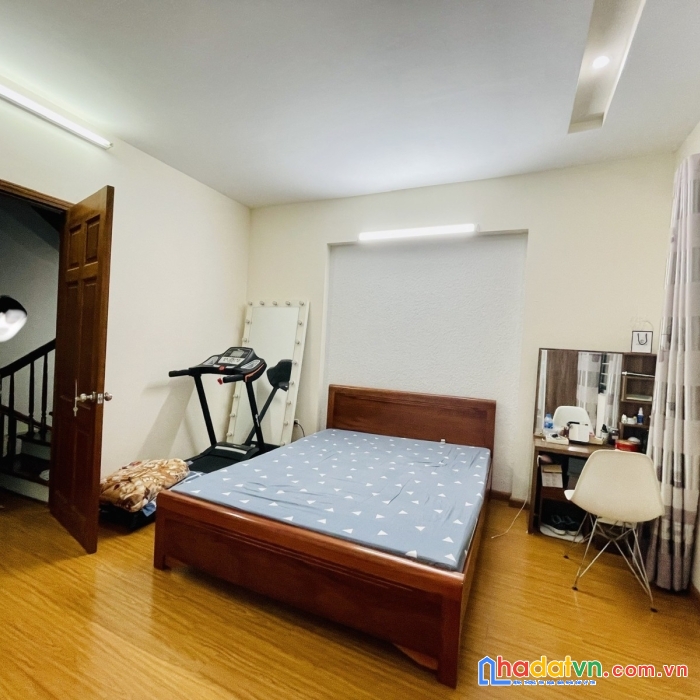Hồ tùng mậu 32m 6t 3 ngủ giá chỉ 4.3 tỷ