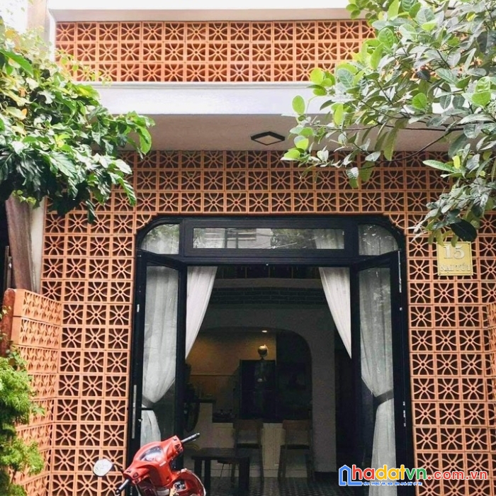 Gấp gấp bán nhà mt ngay cạnh sông hàn đường nại tú, nại hiên đông, quận sơn trà. chỉ 3,x tỷ