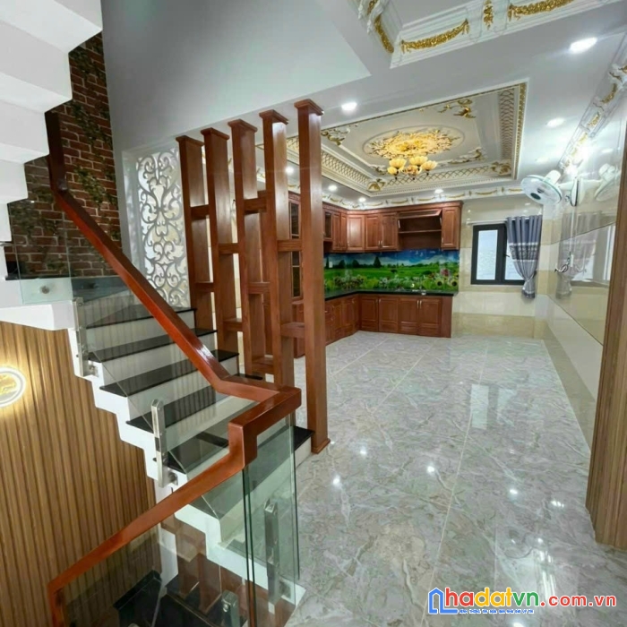 Mt hẻm 730 hương lộ 2 thông hẻm 413 lê văn quới 230 mã lò bình tân hcm.
