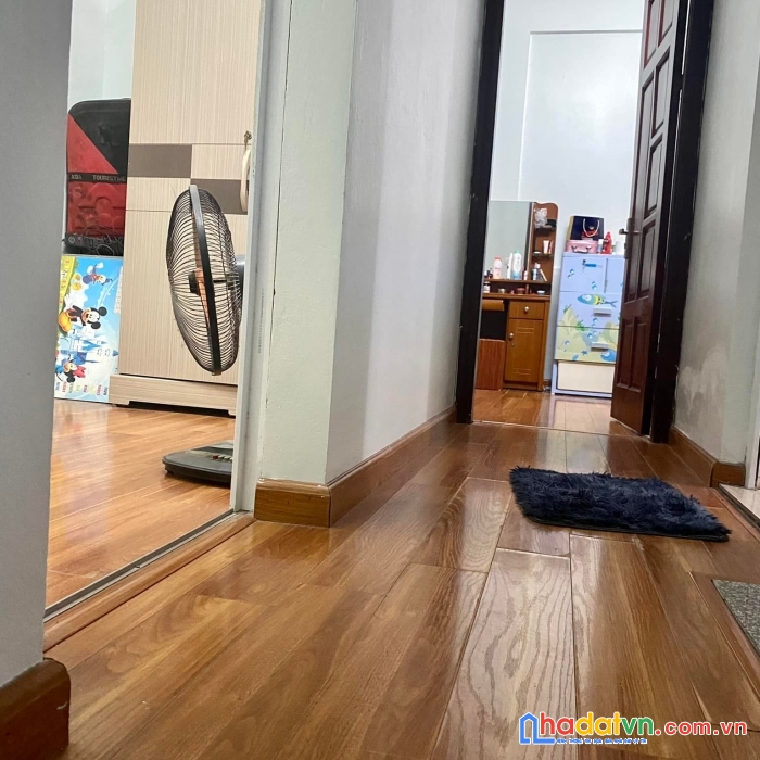 Bán nhà thái hà, 56m2, 5 tầng, mặt tiền rộng, ô tô, đống đa, 8,9 tỷ