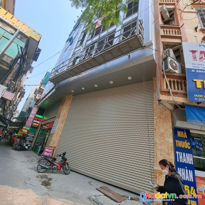 Toà nhà văn phòng mặt phố hai bà trưng,135mx8 tầng,mt 9m, thông sàn