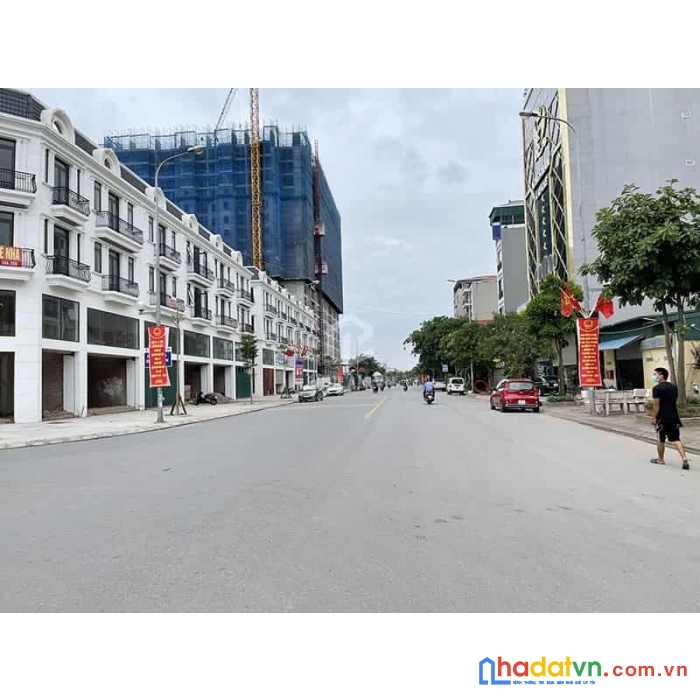 Chủ thanh khoản gấp đất đấu giá phúc lợi,lô góc vỉa hè kinh doanh,dt 75m,mt 17m,nhỉnh 8 tỷ