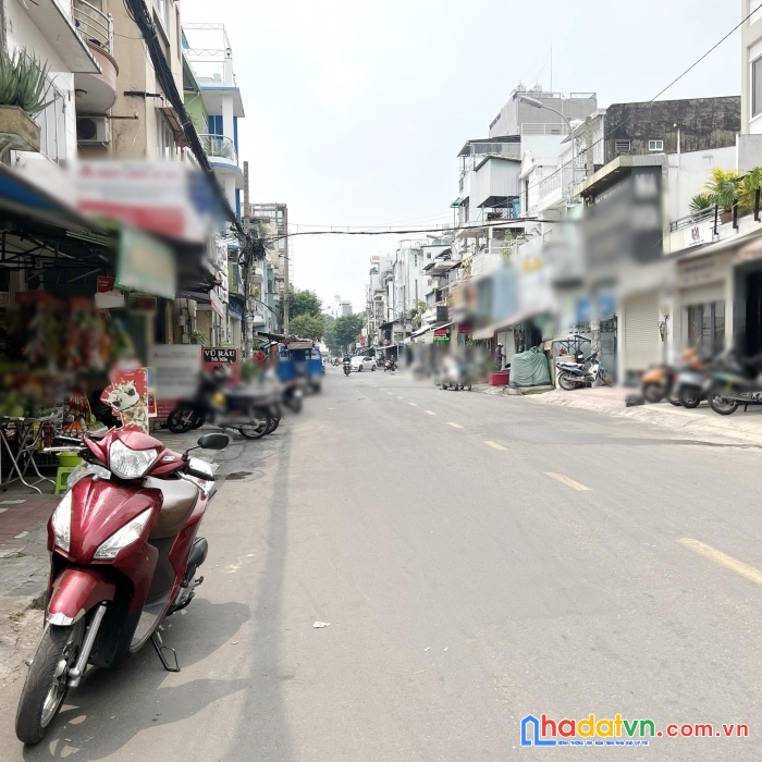 Nhà góc 5 tầng mặt tiền nguyễn tiểu la p5q10 - giá : 13.5 tỷ