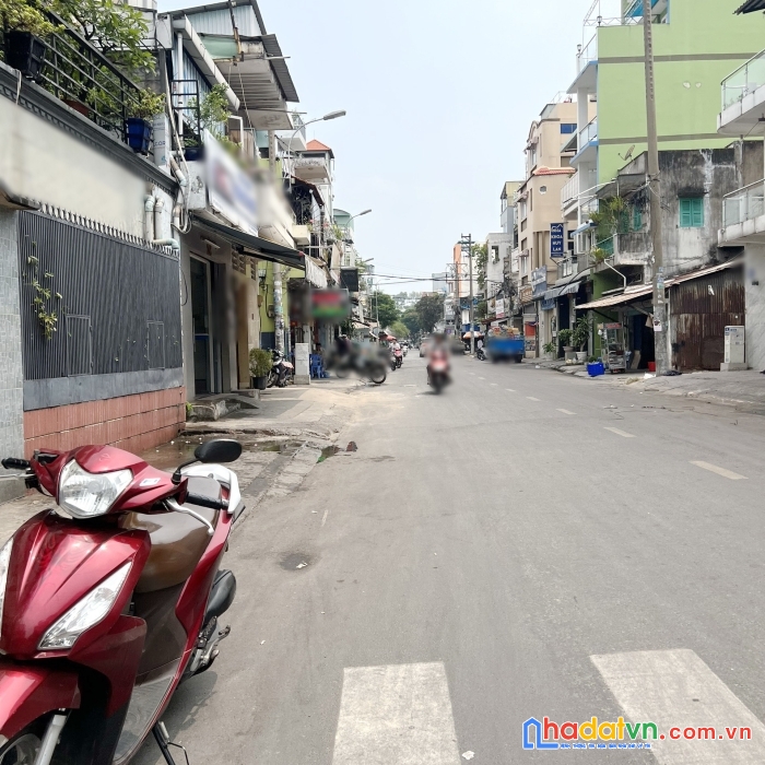 Nhà góc 5 tầng mặt tiền nguyễn tiểu la p5q10 - giá : 13.5 tỷ