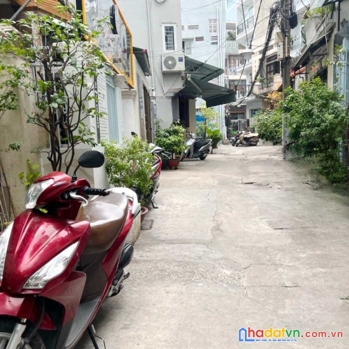 Nhà 4 tầng hẻm 384 đường lý thái tổ p10q10 - giá : 6 tỷ