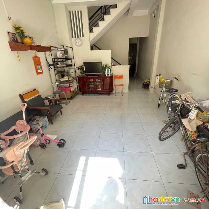Chính chủ trang bìa ,hẻm xe hơi 8 m,ngay khu vip quận 7,nguyễn thị thập,p binh thuận q7