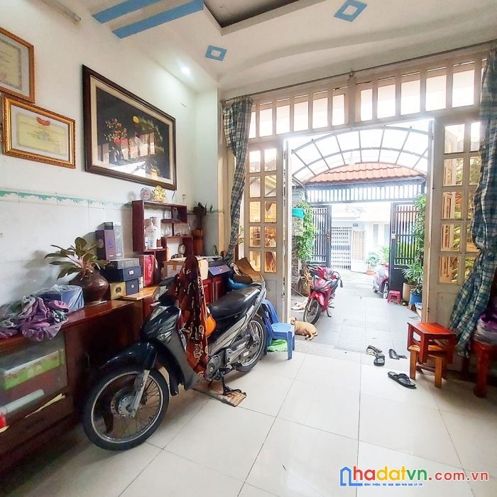 Mặt tiền đông hưng thuận quận 12 - giáp tân bình - dt.98m2, 4 tầng, nhỉnh 6 tỷ.