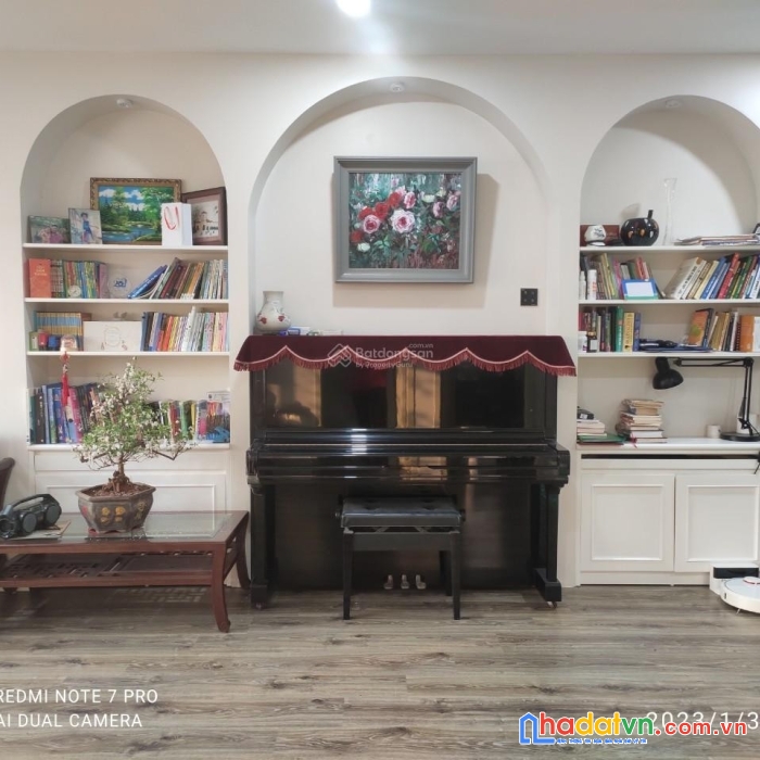 Chính chủ bán căn góc 3pn, 110m2, tầng 20, 2 ban công