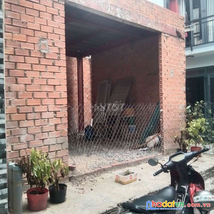 Chính chủ cần bán căn nhà đang xây dựng vị trí đẹp tại quận 10, tp hcm