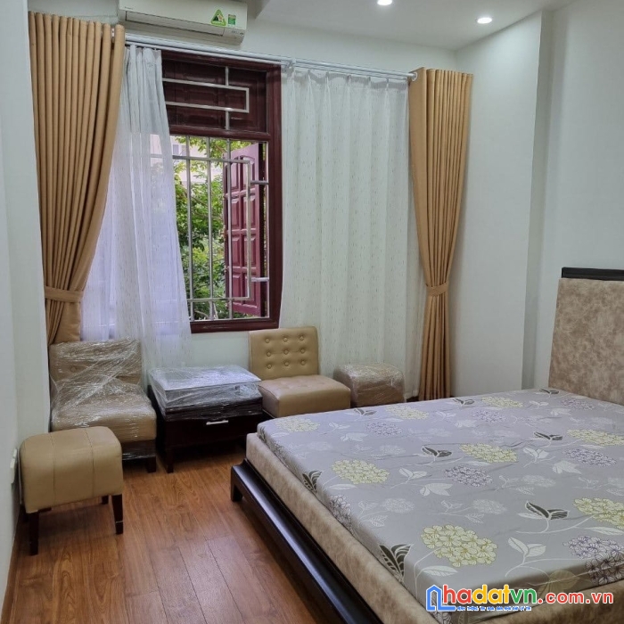 Bán 68m2 nhà 3 mặt thoáng ô to phố hàng sâm 8.5 tỷ.