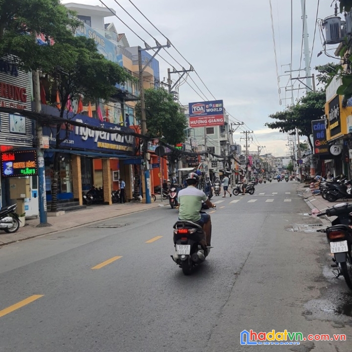 Bán nhà mặt tiền đường âu cơ tân bình 81m2 đường 20m có lề nhỉnh 10ty
