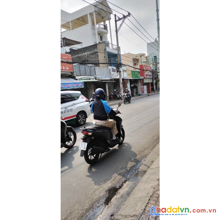 Bán nhà mặt tiền đường âu cơ tân bình 81m2 đường 20m có lề nhỉnh 10ty
