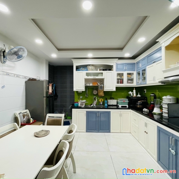 Bán nhà cc hxh, phạm văn chiêu, 4.1x13m, 5 tầng mới đẹp, full nội thất chỉ 6.4 tỷ tl