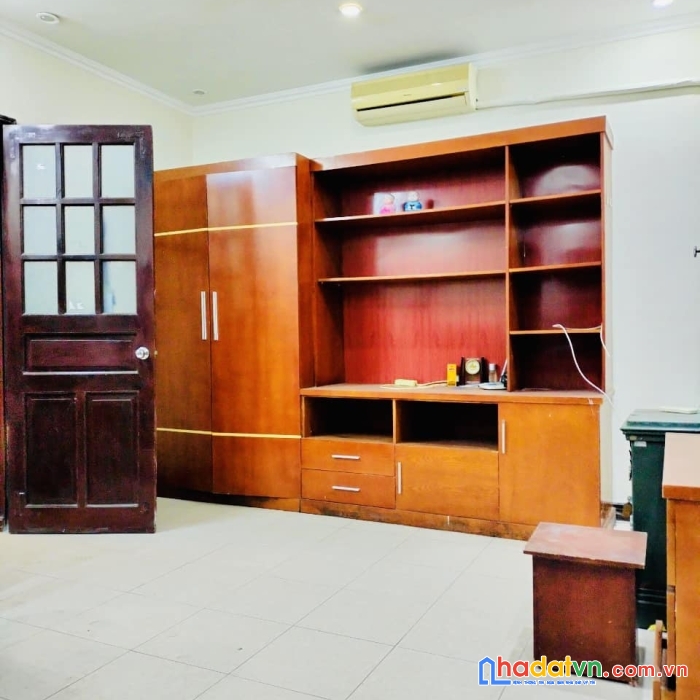 Bán nhà phố trần quốc hoàn, cầu giấy, ô tô tránh,mặt ngõ thông kinh doanh, ở cực thích, 15 tỷ