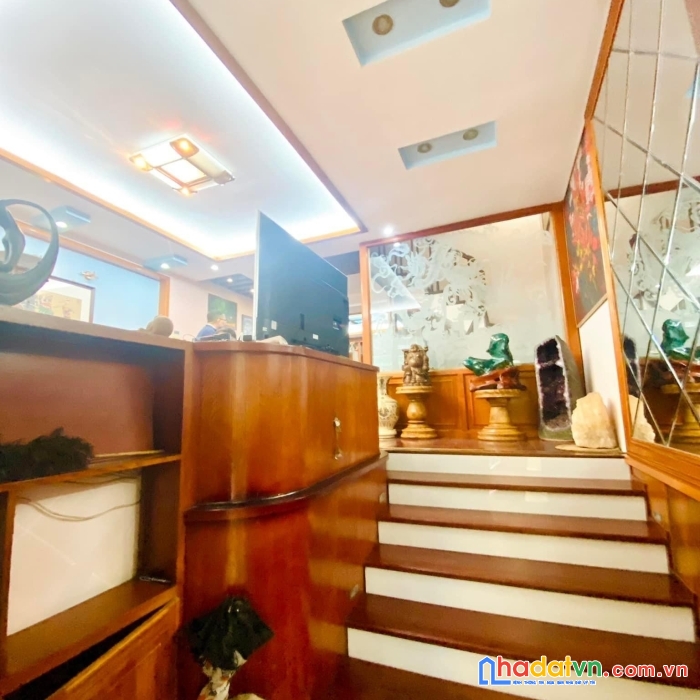 Bán nhà phố trung kính to, cầu giấy, khu vực vip toàn biệt thự , ở cực thích, an ninh tuyệt đối