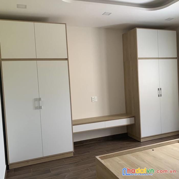 Căn hộ dịch vụ 50tr/th - dt 105m2 ngay phạm văn bạch - giá 10  tỷ