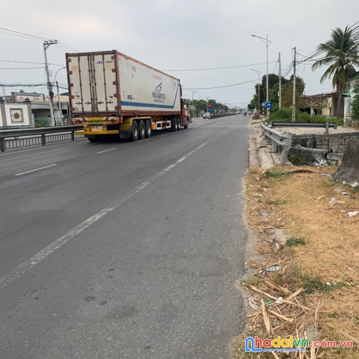Chính chủ cần bán gấp 2 lô liền kề - siêu đẹp - siêu đắc địa - siêu rẻ tại cam lâm